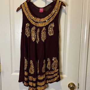 NWT CALIFORNIA WOMAN TANK STYLE TUNIC
